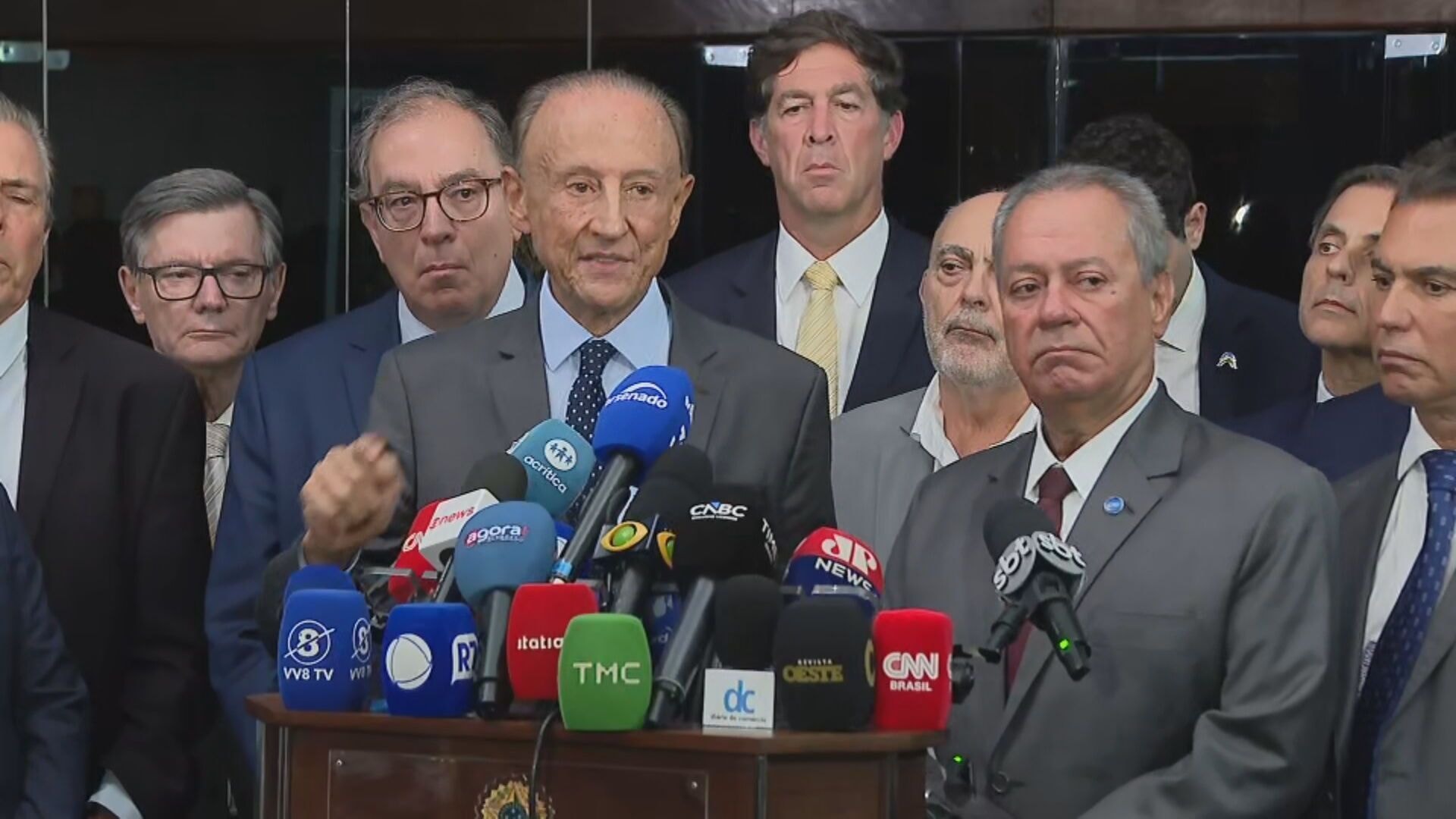 Empresários criticam proposta da 6×1 e pedem mais tempo a Alcolumbre