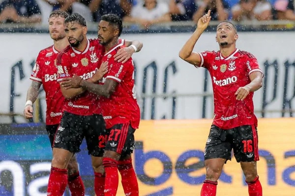 Após vitória, Flamengo chega a 66,2% de chance de ser campeão brasileiro