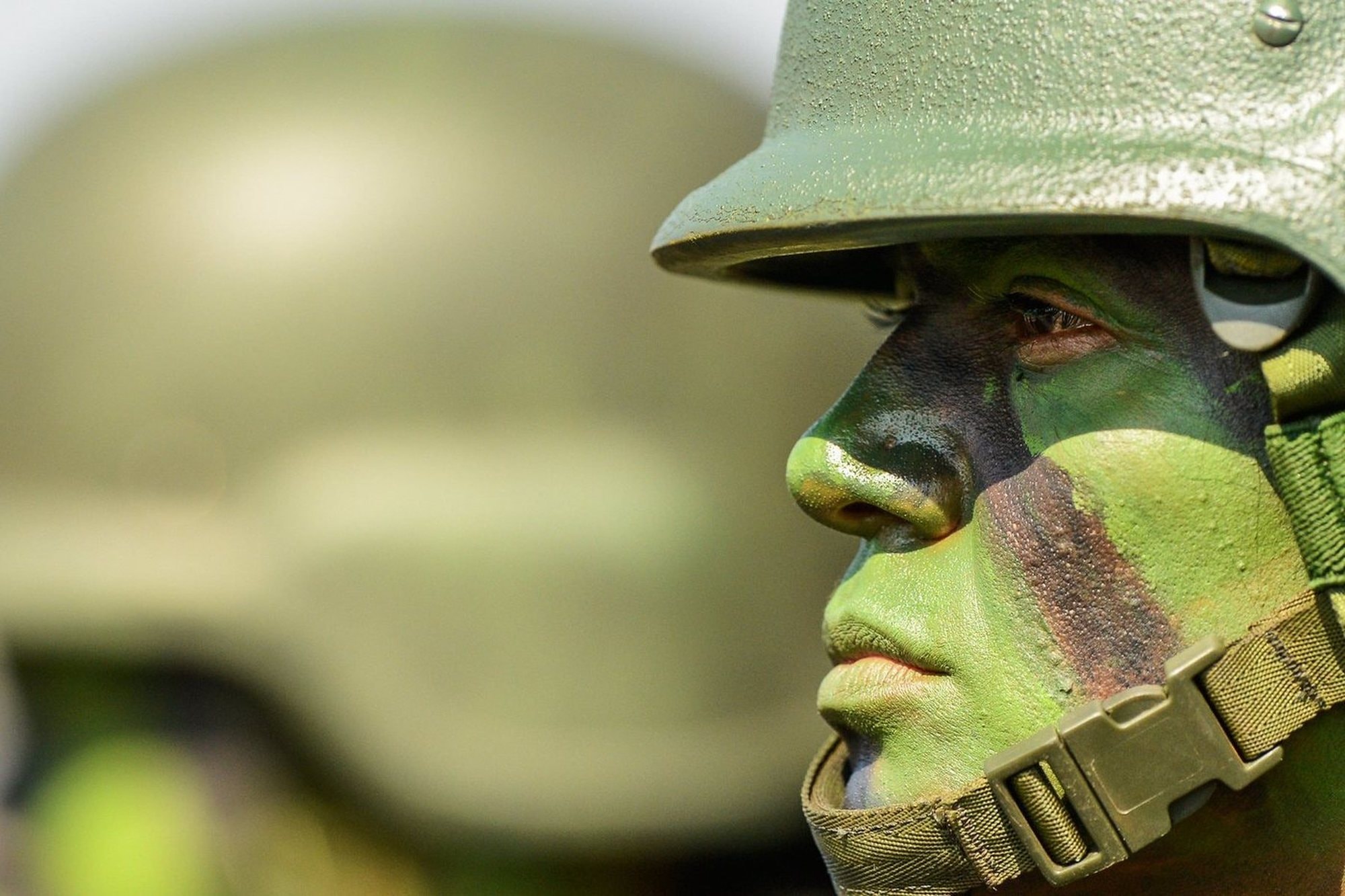 Exército Brasileiro recebe doação de 55 armas após acordo com a Taurus