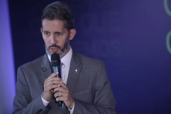 Igape: Celina tem 33,4% das intenções de voto e Arruda soma 23,7%