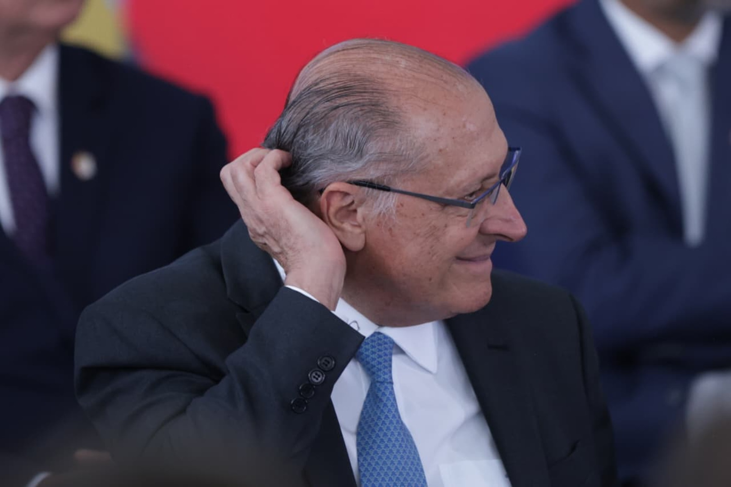 Faria Limers torcem por Alckmin e cancelam happy hour: “Ânsia de vermelho”