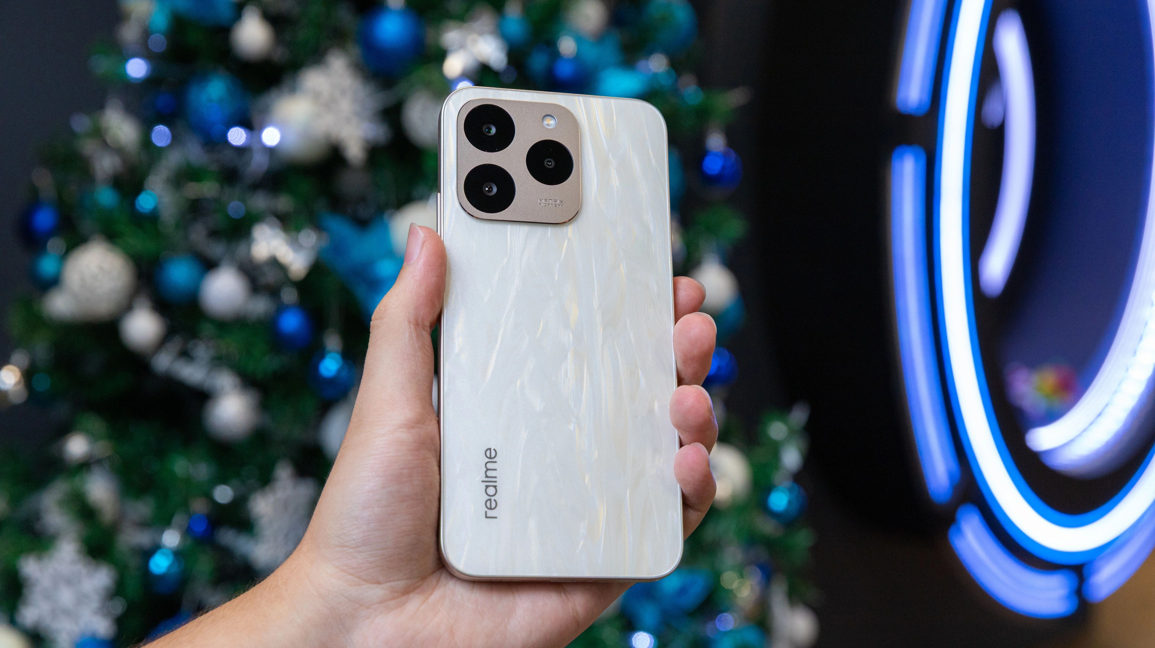 Qual é o melhor celular até R$ 2.000 para comprar hoje: guia definitivo