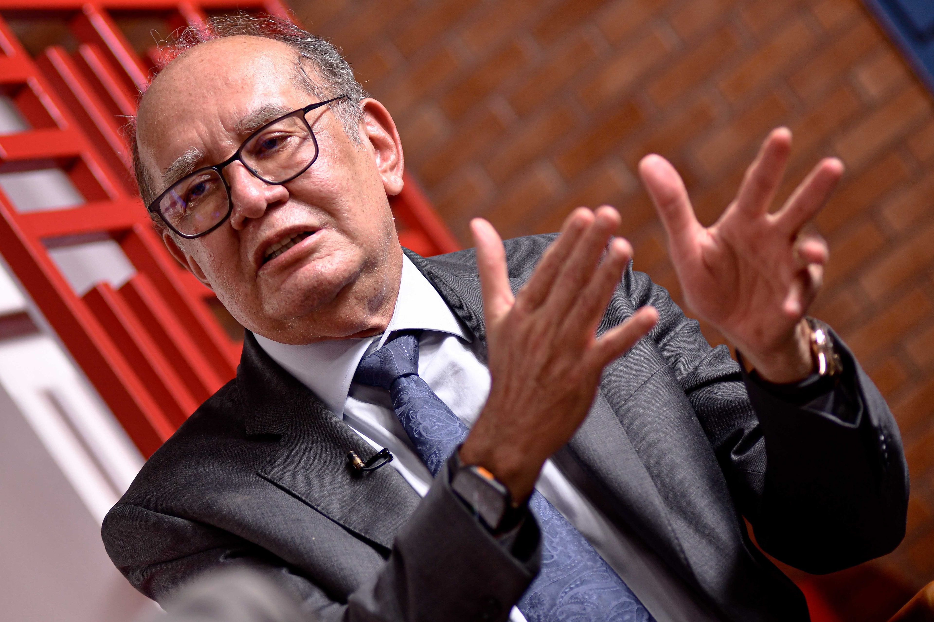 Gilmar Mendes defende indicação de Messias ao STF: "À altura do cargo"