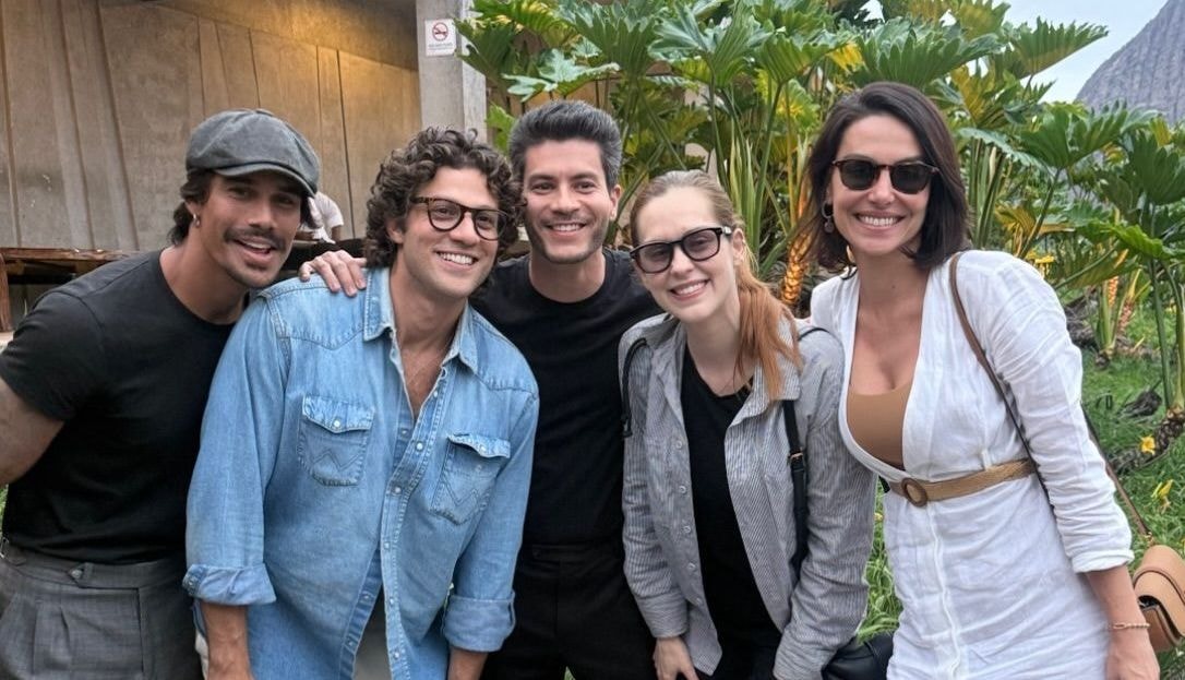 Arthur Aguiar detalha encontro de ex-“Rebeldes” no velório de Lua: “Lição”