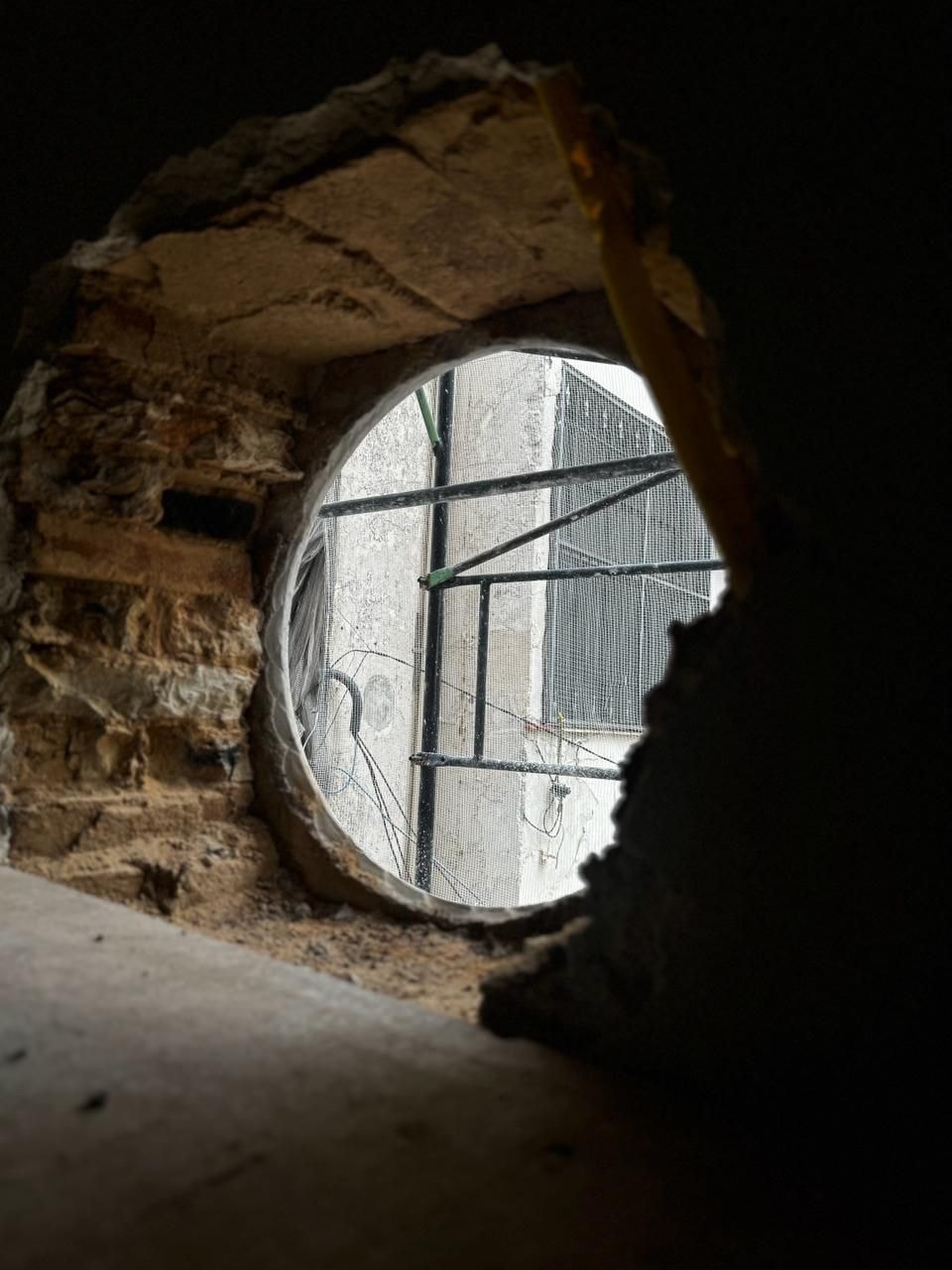 Capela reabre em SP após descoberta de ossos revelar passado de escravidão