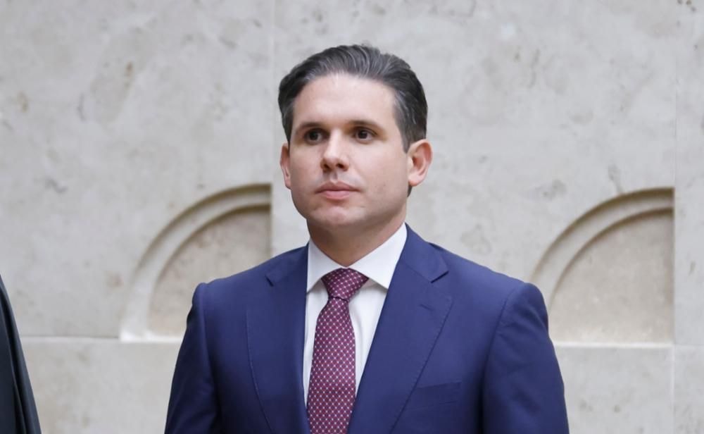 Gilmar presta desserviço à Justiça brasileira, diz Alessandro Vieira