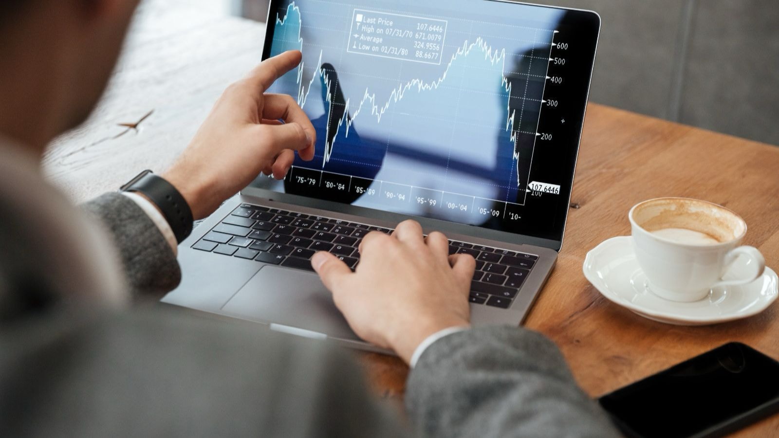 IA é boa para produtividade, mas pode disparar inflação, diz membro do Fed
