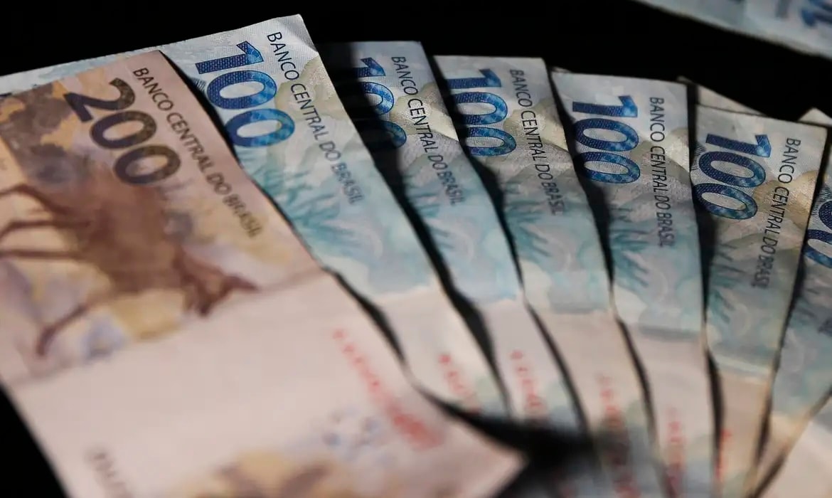 Superávit comercial do Brasil deve superar US$90 bi em 2026, diz Márcio Rosa