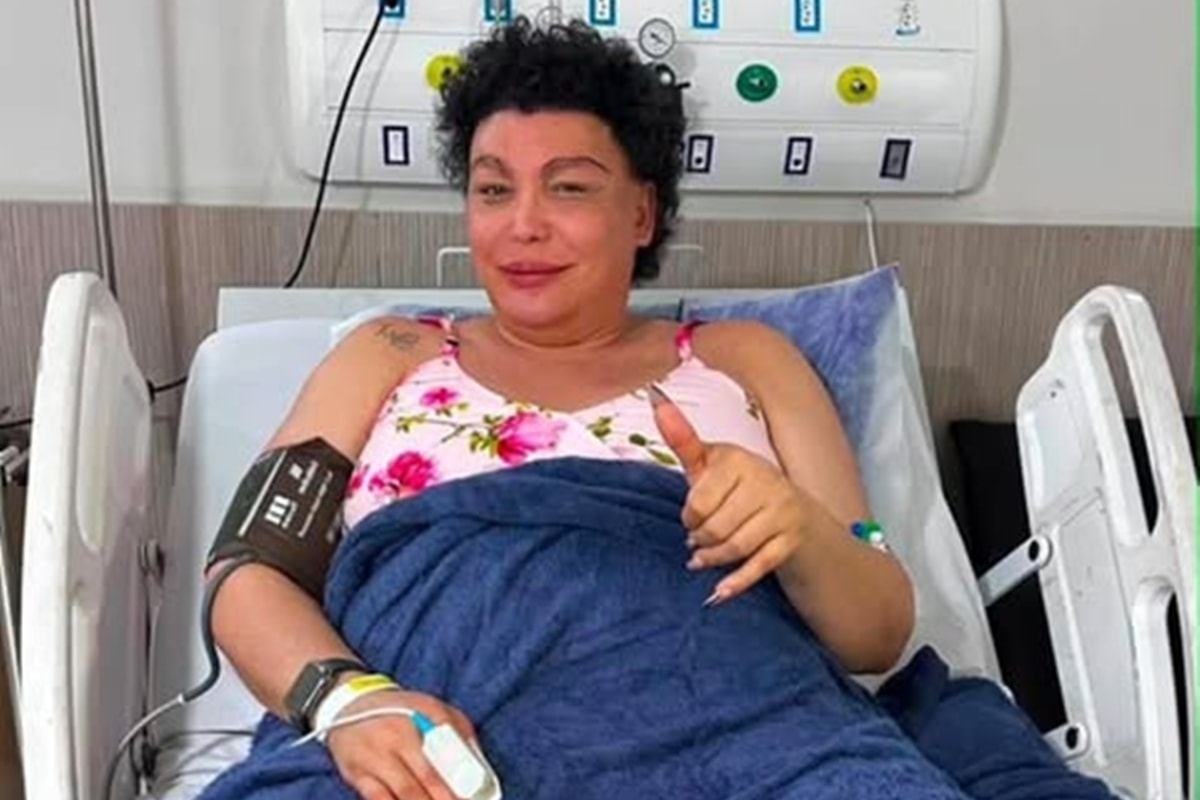 Luisa Marilac é internada após complicação na perna