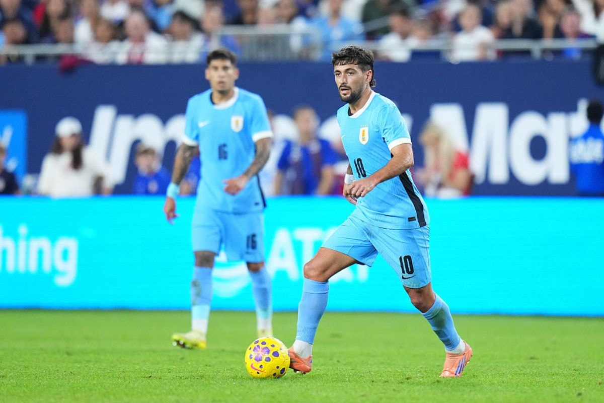 Associação de Futebol do Uruguai se pronuncia após lesão de Arrascaeta