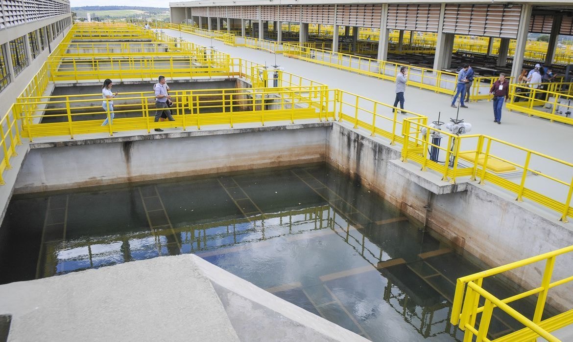 Autoridade Portuária assina licitação para aprofundar Porto de Santos