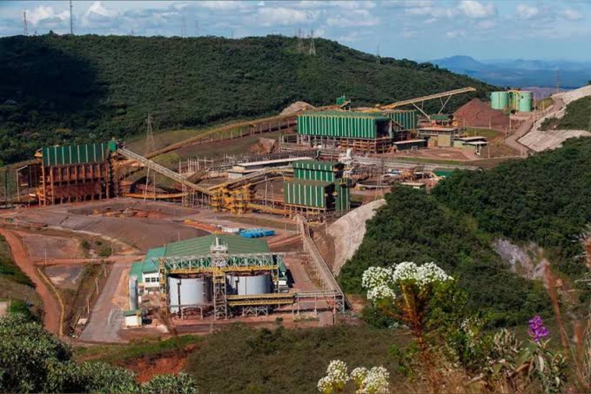 Mineradora abre vagas em 3 cidades de MG; veja cargos e como se candidatar