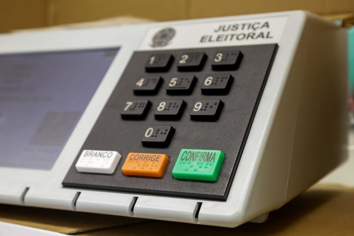 Mais de 3 mil promotores e procuradores fiscalizam eleições pelo país