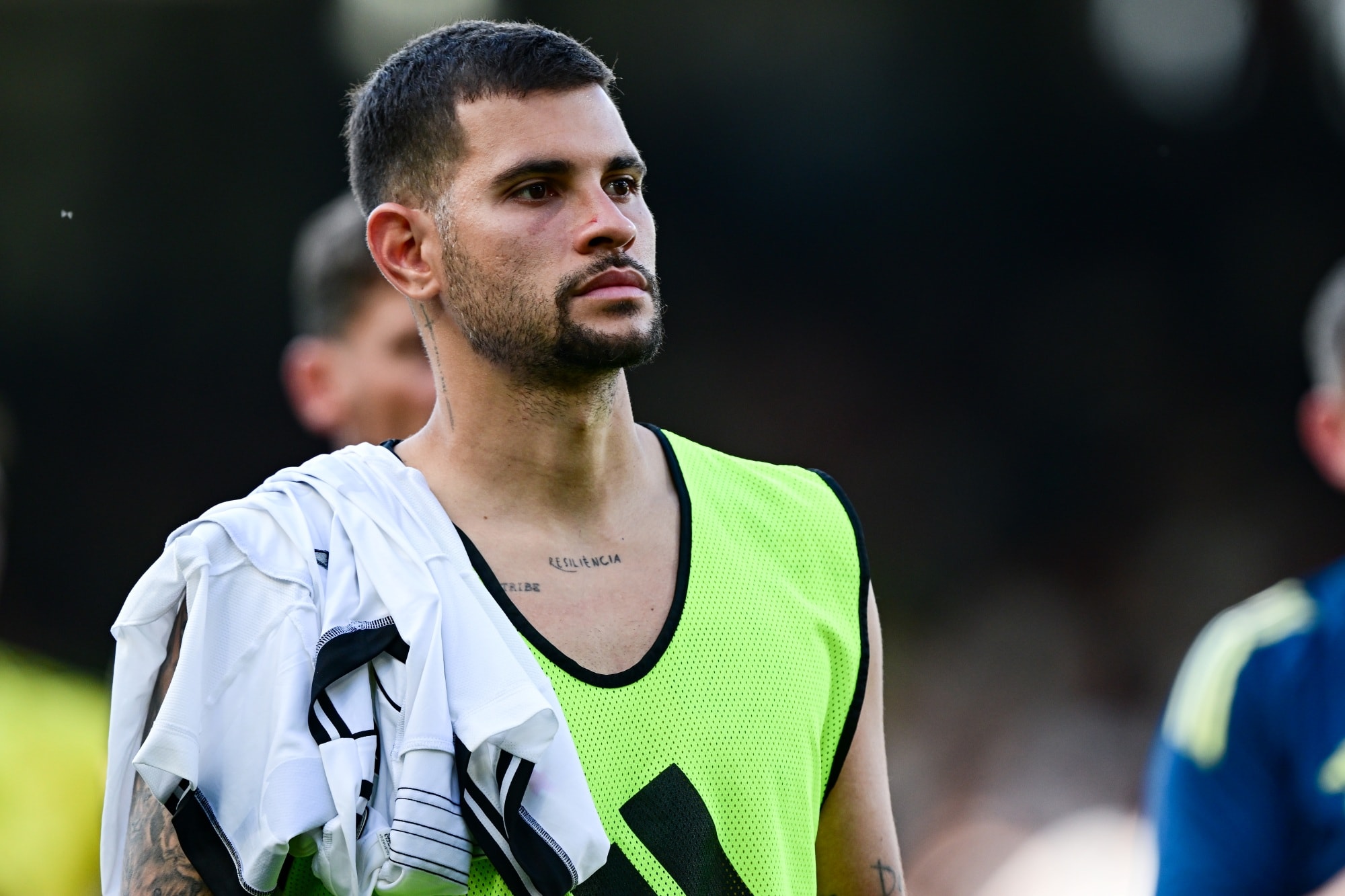 Seleção: após deixar jogo com dores, Bruno Guimarães se pronuncia
