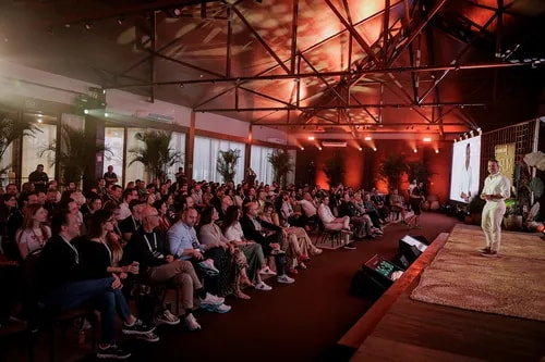 Fórum CEO Brasil reúne lideranças da ABRH e Rede Bahia na Praia do Forte