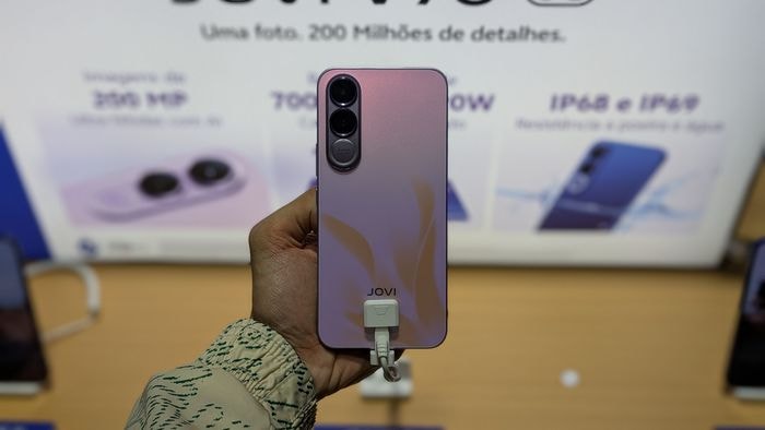 JOVI V70 com bateria gigante e câmera de 200MP está em promoção no Mercado Livre