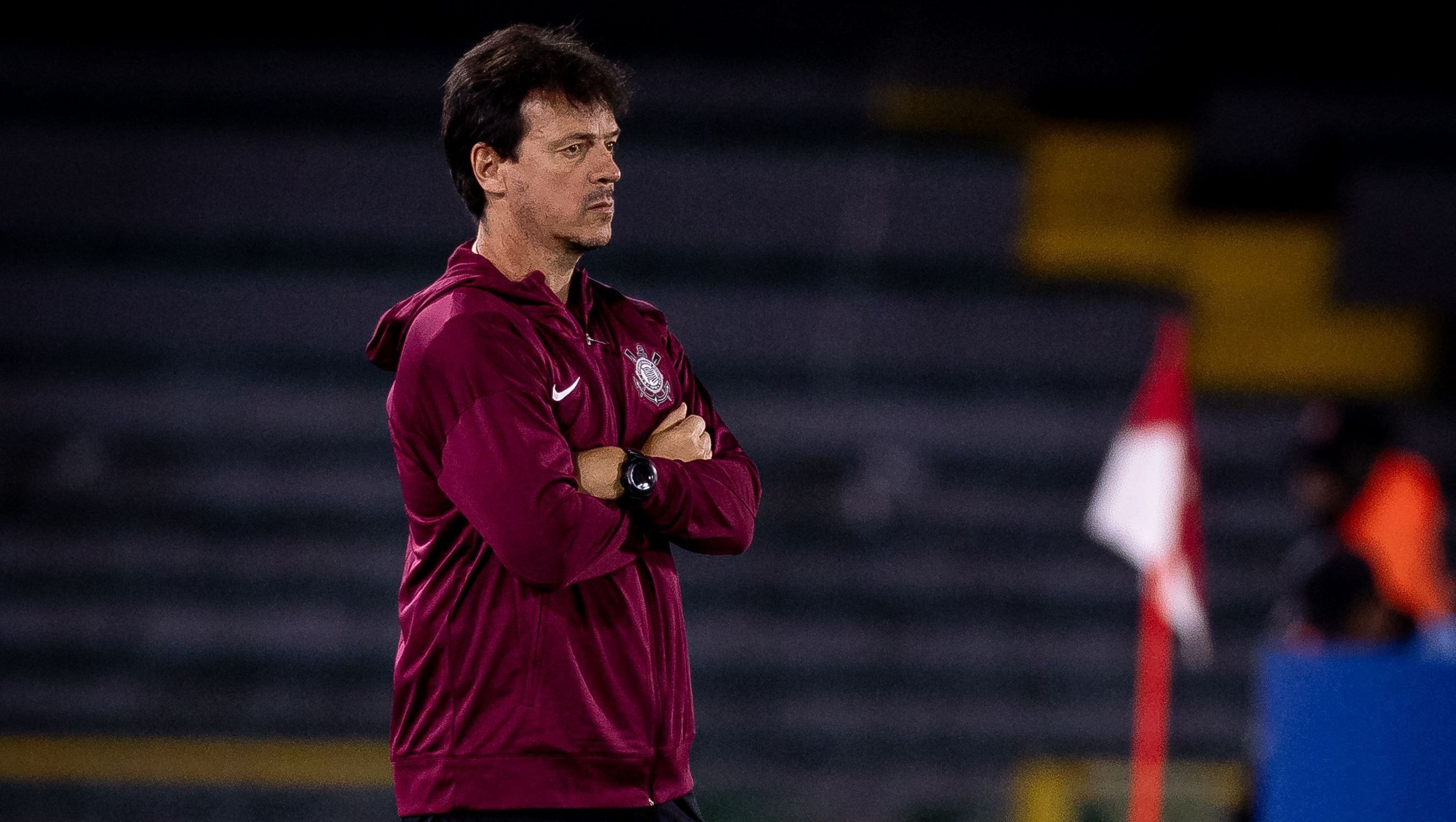 “Machuca muito”, desabafa Diniz sobre sequência de derrotas do Corinthians