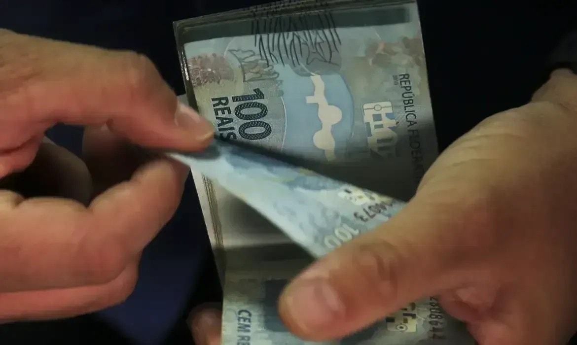 Governo envia Orçamento de 2027 sem reajuste no Bolsa Família