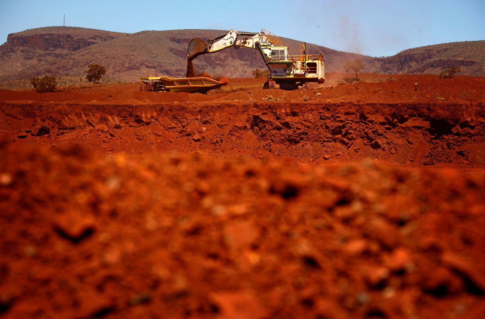 Minério de ferro sobe com plano da China de aumentar empréstimos