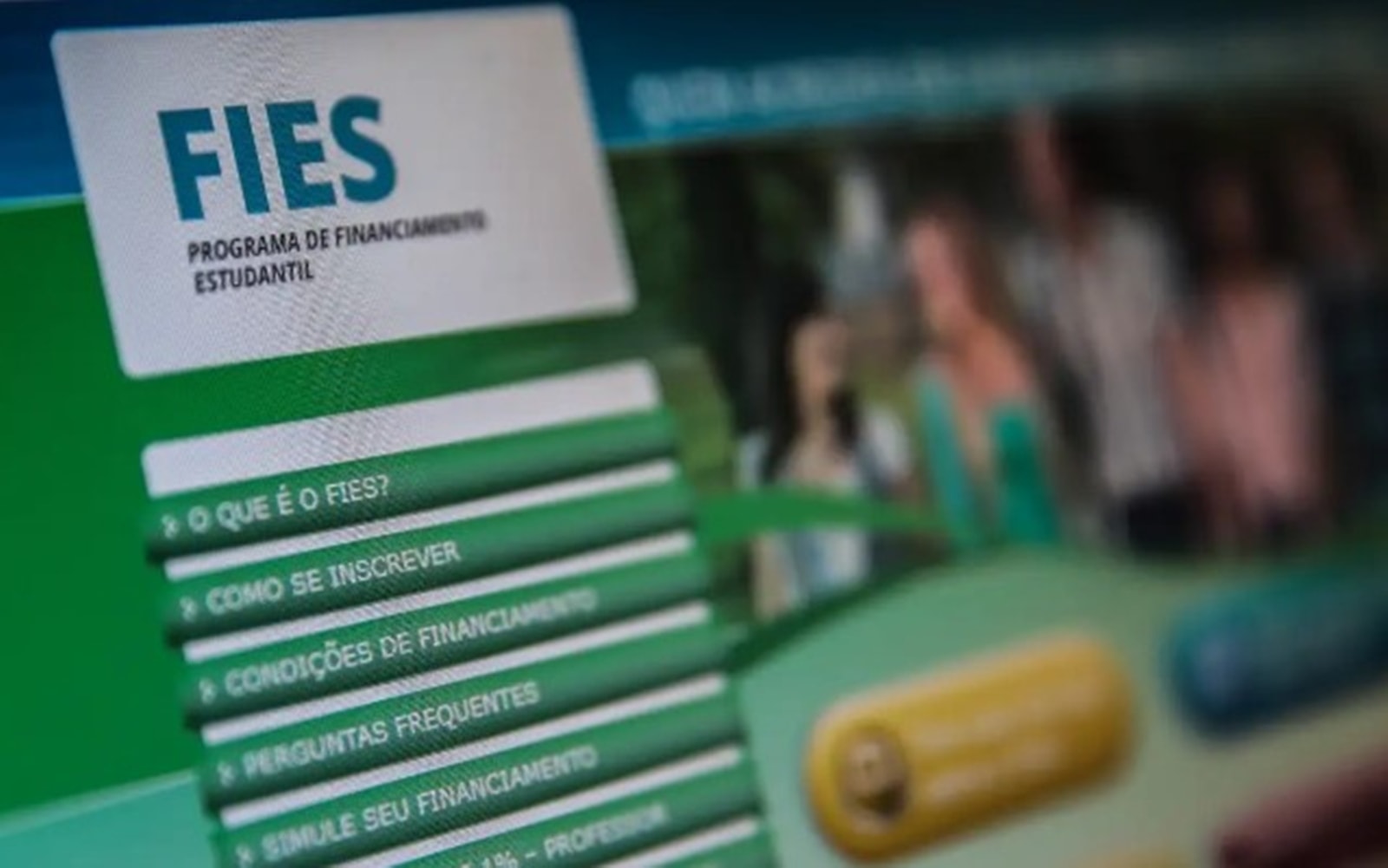 Fies: MEC abre prazo de adesão para finaciamento no 2º semestre
