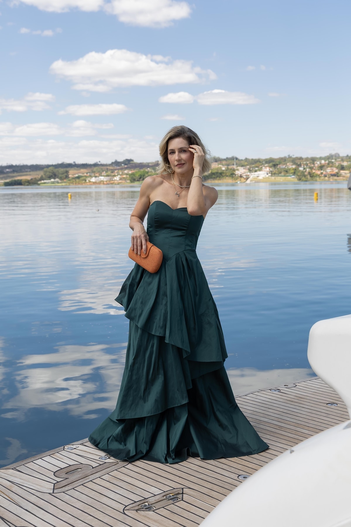 Mabô leva atemporalidade da moda feminina ao Metrópoles Catwalk