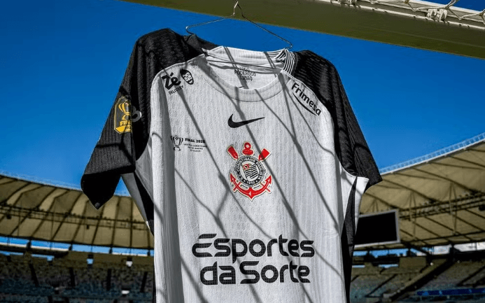 Corinthians: STJD substitui perda de mando e alivia punições após revisão