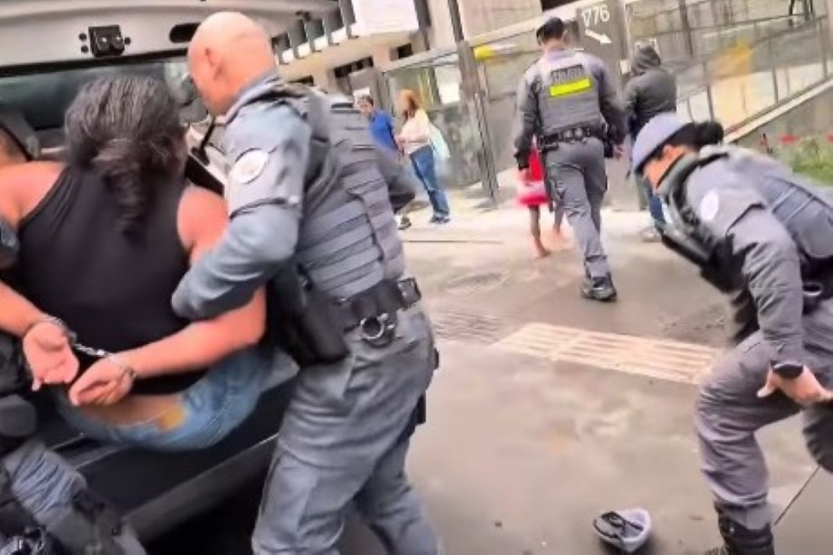 Trabalhadora pediu ajuda à PMESP. Recebeu algema, camburão e humilhação