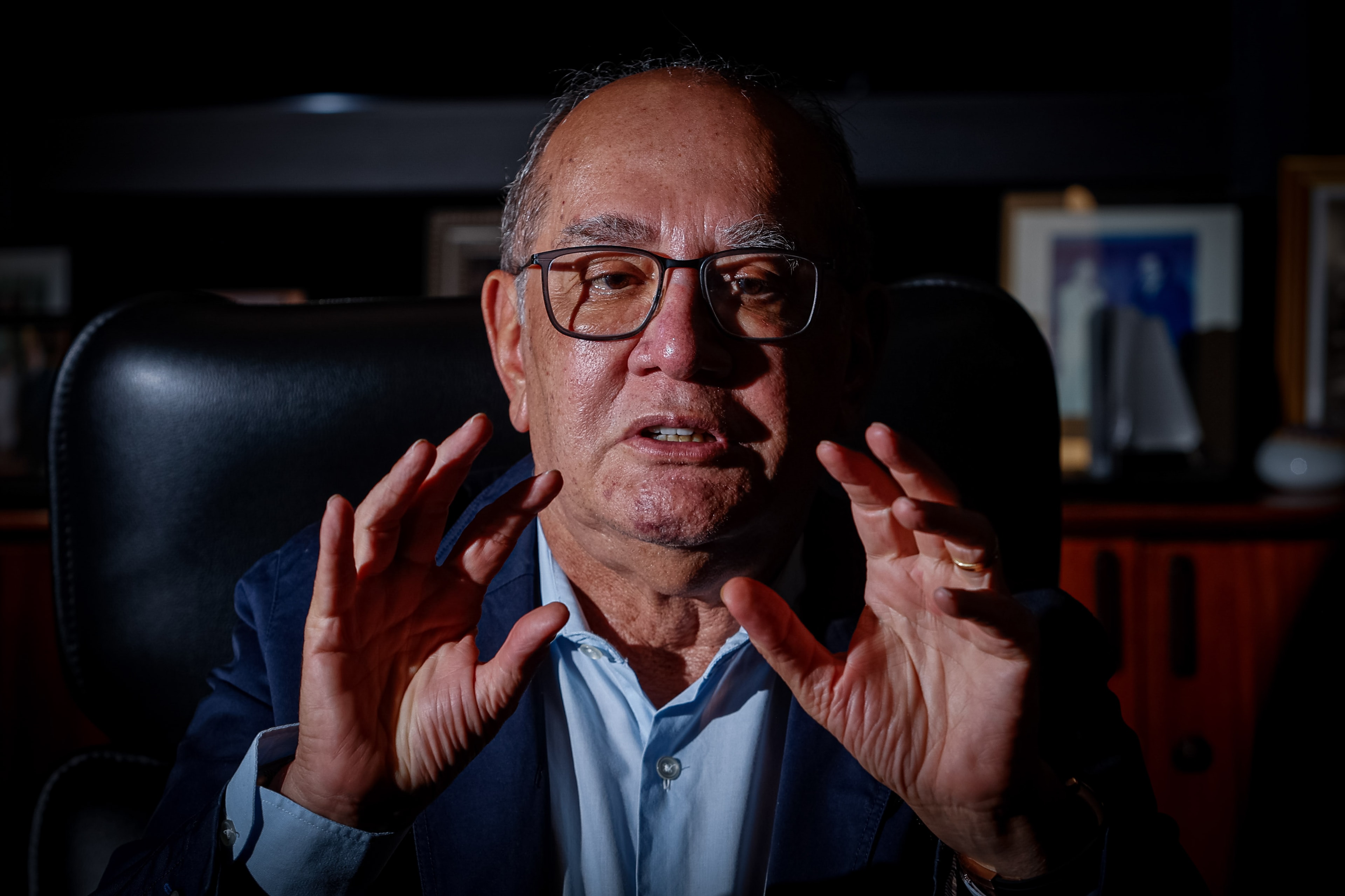Análise: Gilmar assume linha de frente do STF contra o mundo