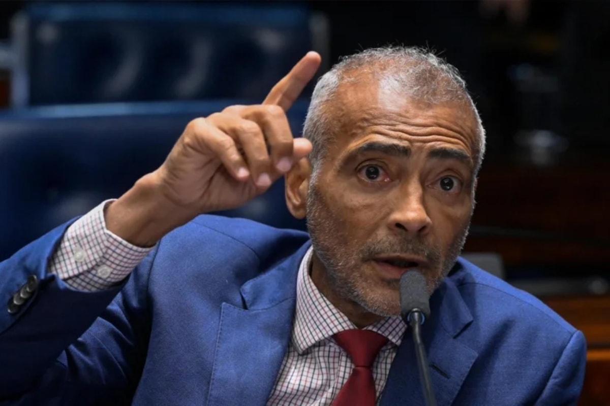 Romário tem salário penhorado mesmo alegando "sobrevivência ameaçada"
