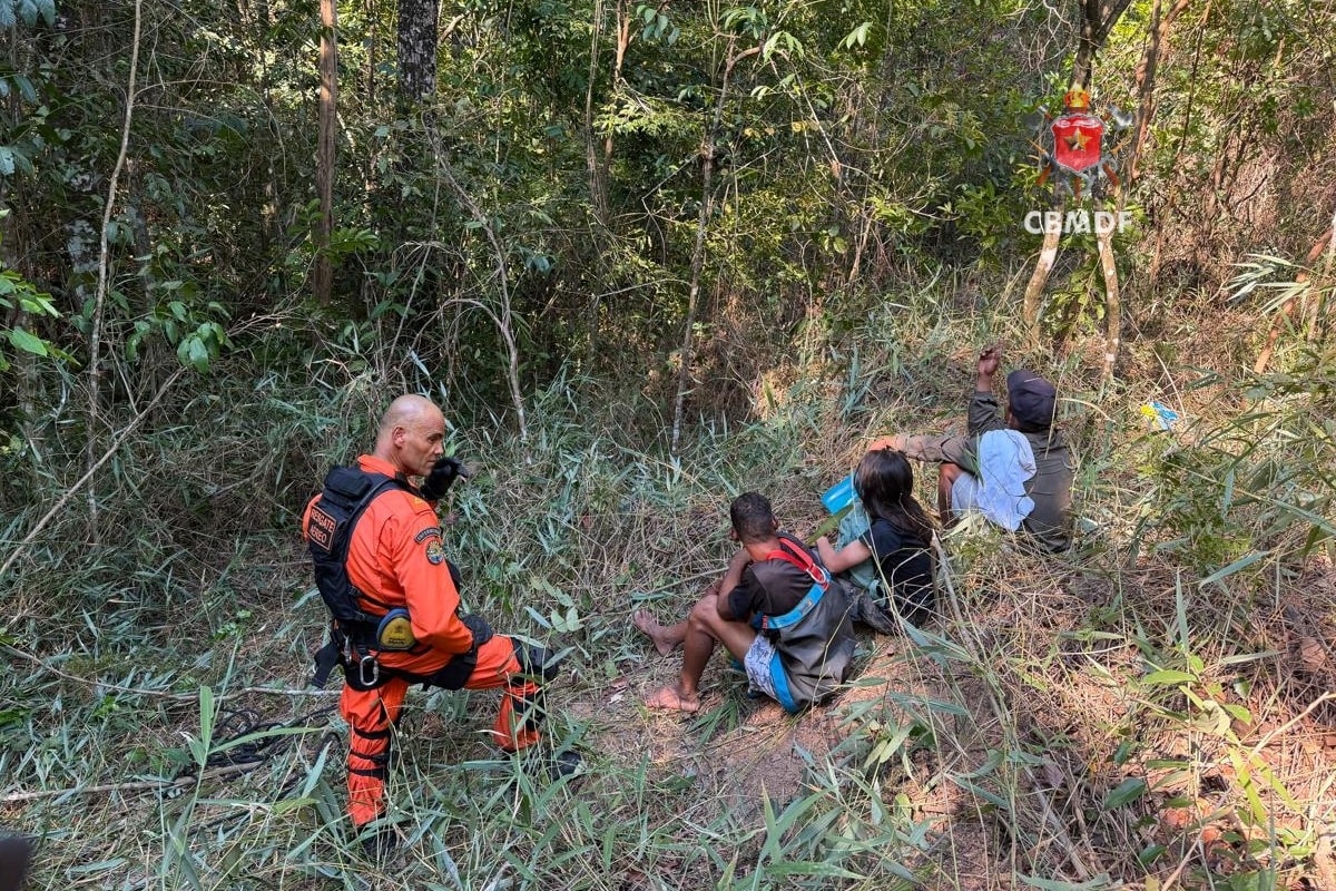 Três pessoas são resgatadas em trilha no Grande Colorado, em Sobradinho