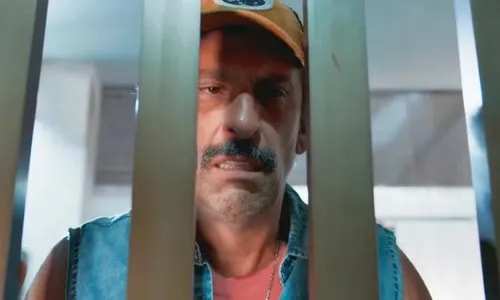 Por Você: Juarez encara nova cena do crime e tem reação decepcionante