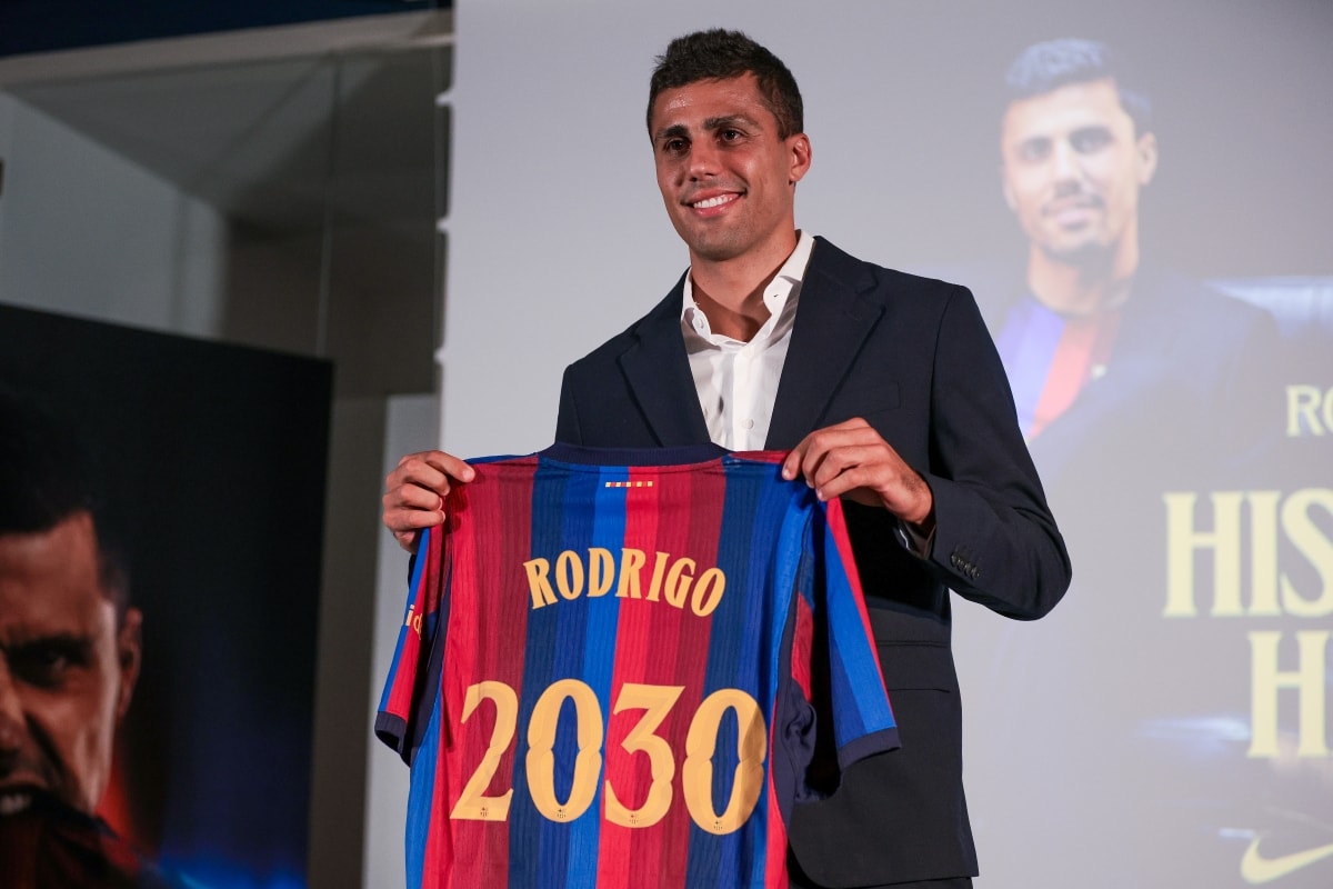 Em apresentação, Rodri diz que Barcelona sempre foi a primeira opção
