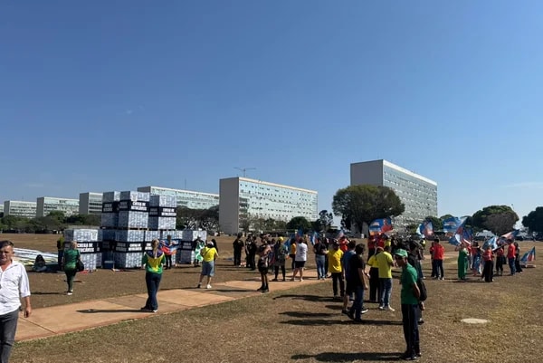 Zema defende investigação de ministros do STF: “Que seja apenas o primeiro”