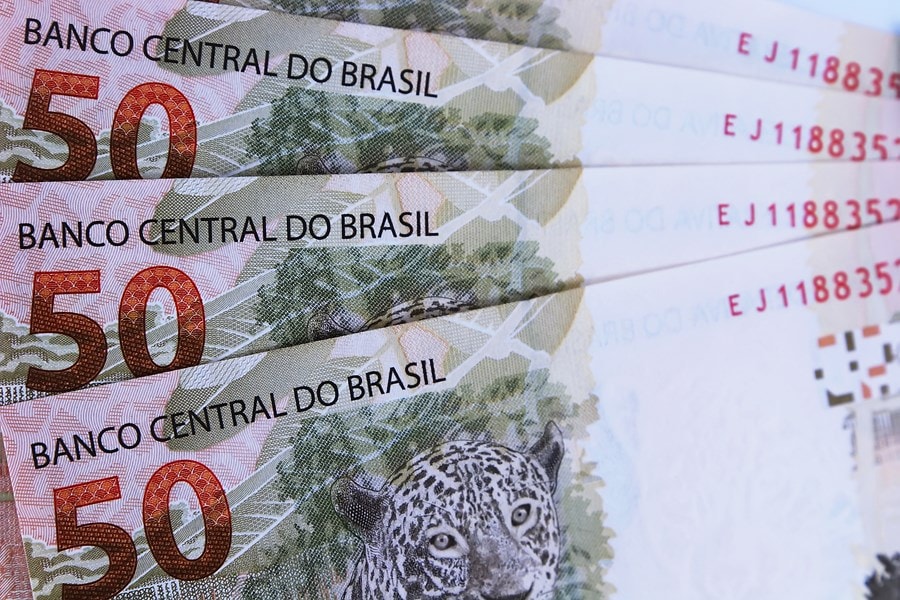 Compras de Tesouro IPCA+ acompanham juro recorde e disparam mais de 70%