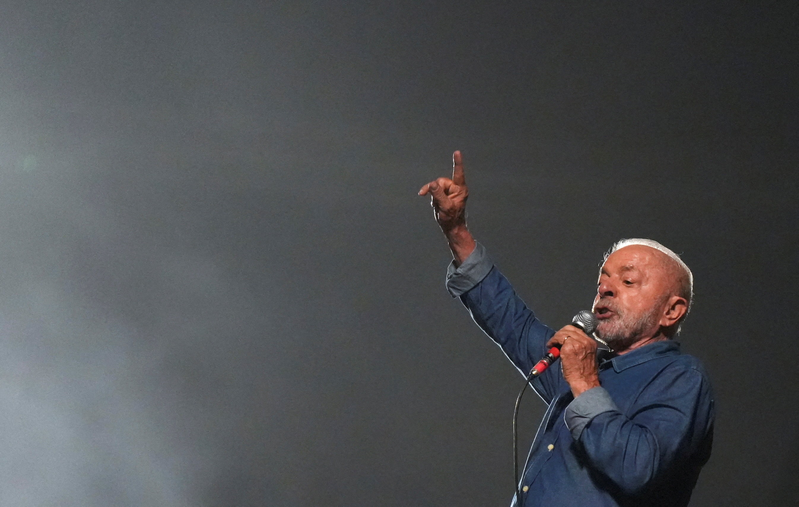 O que Lula sinalizou após a vitória? Segurança, redes sociais e economia no radar