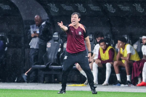 Craque Neto revela temor por rebaixamento do Corinthians após nova derrota