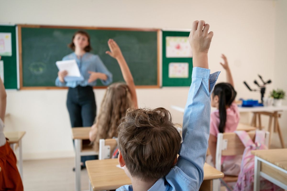 Educação de SP avança e atinge recorde no Ensino Médio, segundo índice