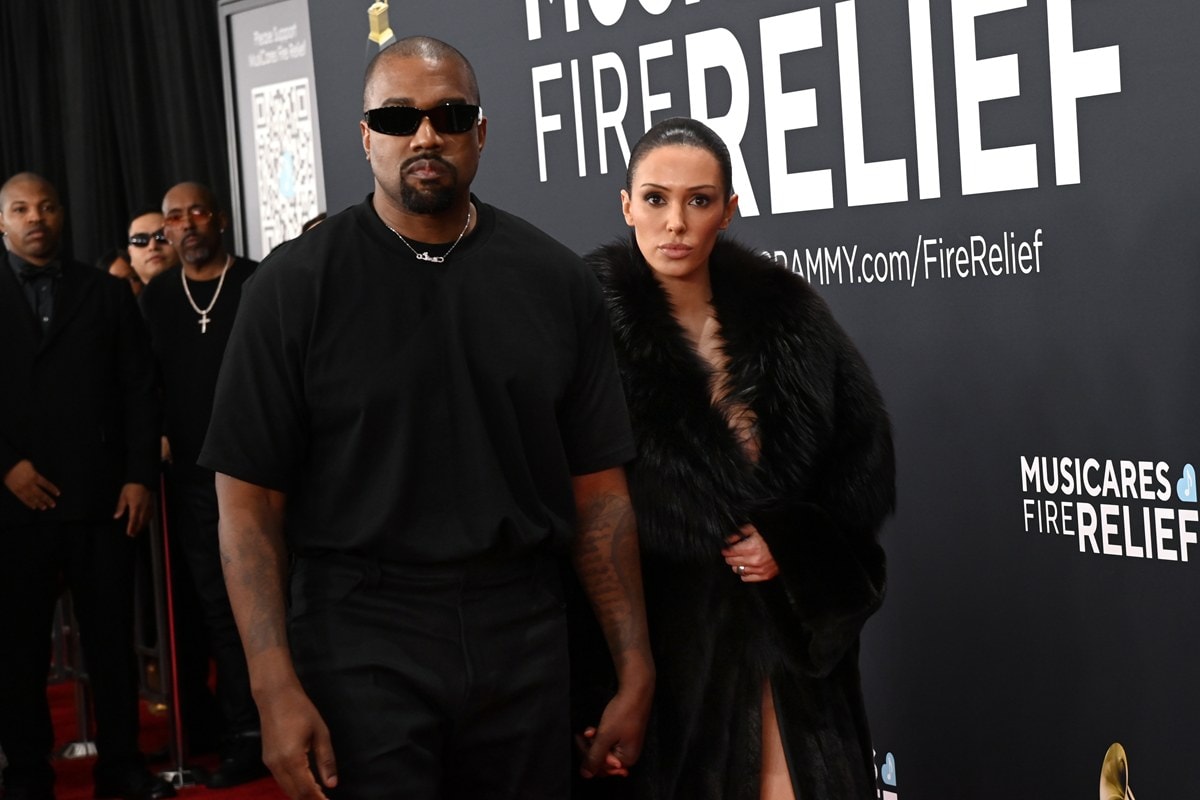 Bianca Censori choca ao publicar foto no chuveiro com Kanye West. Veja