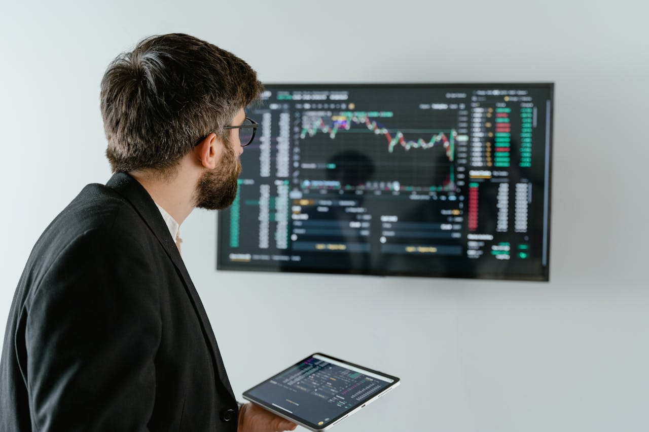 B2B Contrata leva eventos simultâneos a quatro cidades e fecha acordos no dia
