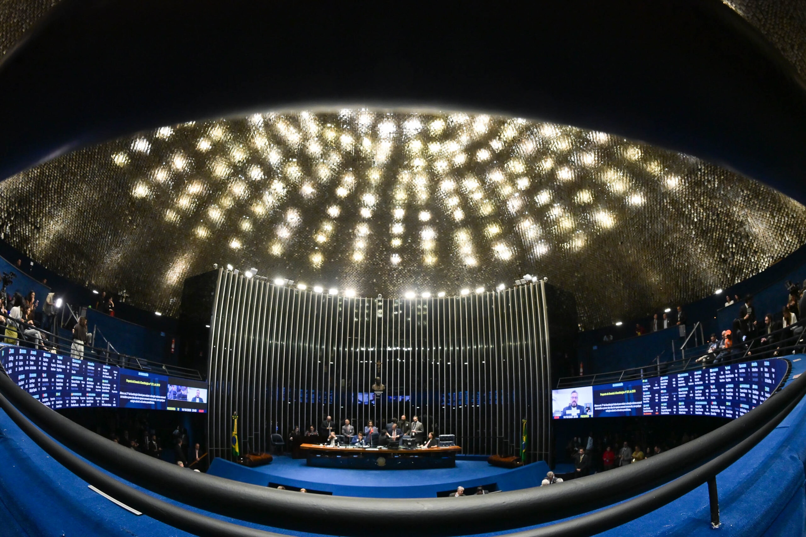 Com debate no Congresso, CNBB afirma ser contra redução da maioridade penal
