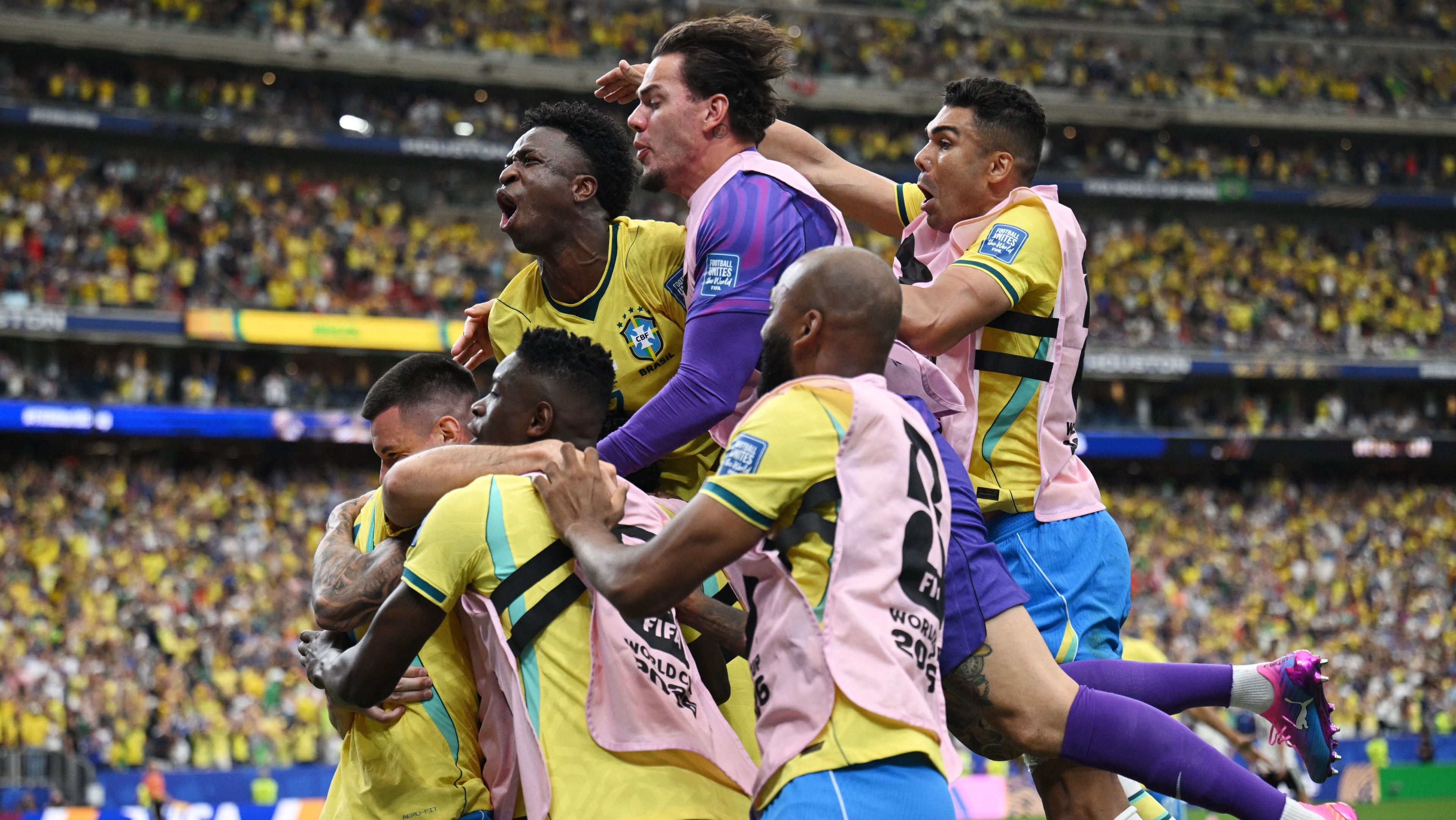 Caminho do Brasil até a final da Copa tem apenas um jogo em dia de semana