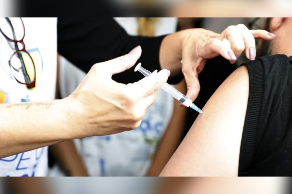 Prefeitura de BH abre ponto extra para vacinação contra gripe