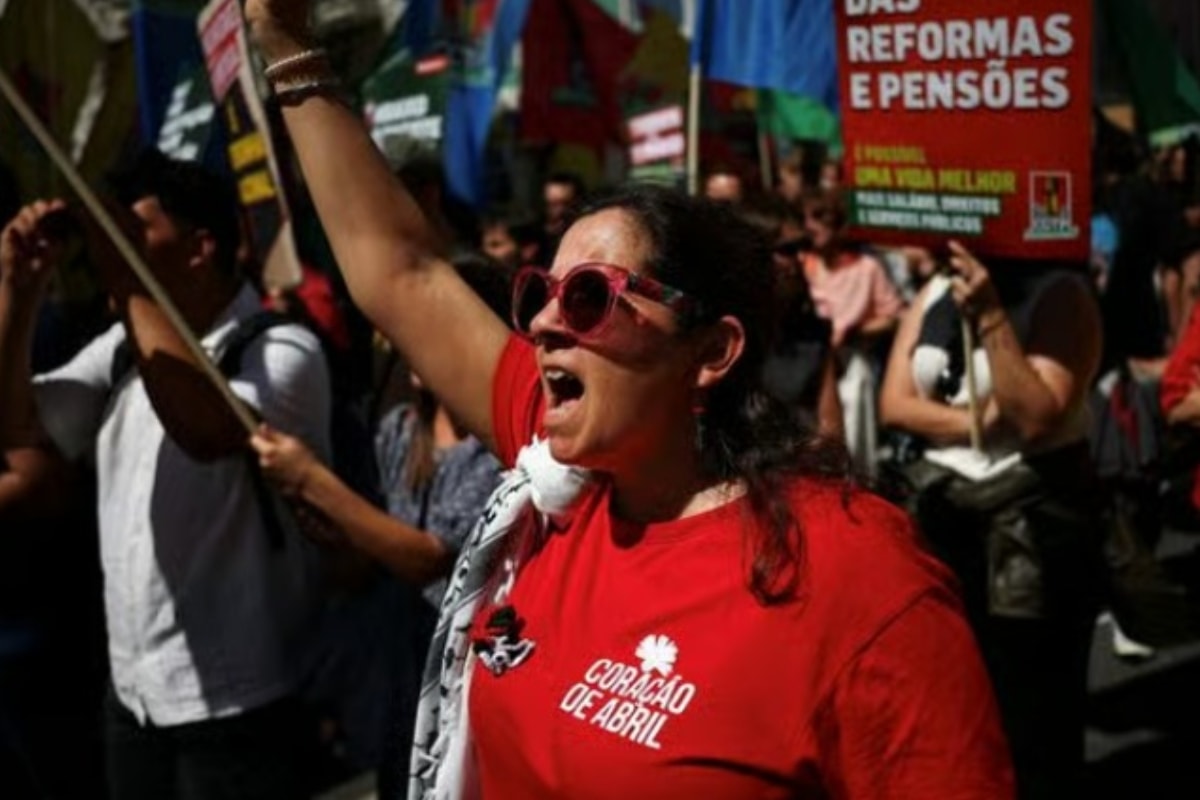 Portugueses param o país em greve geral contra reforma trabalhista