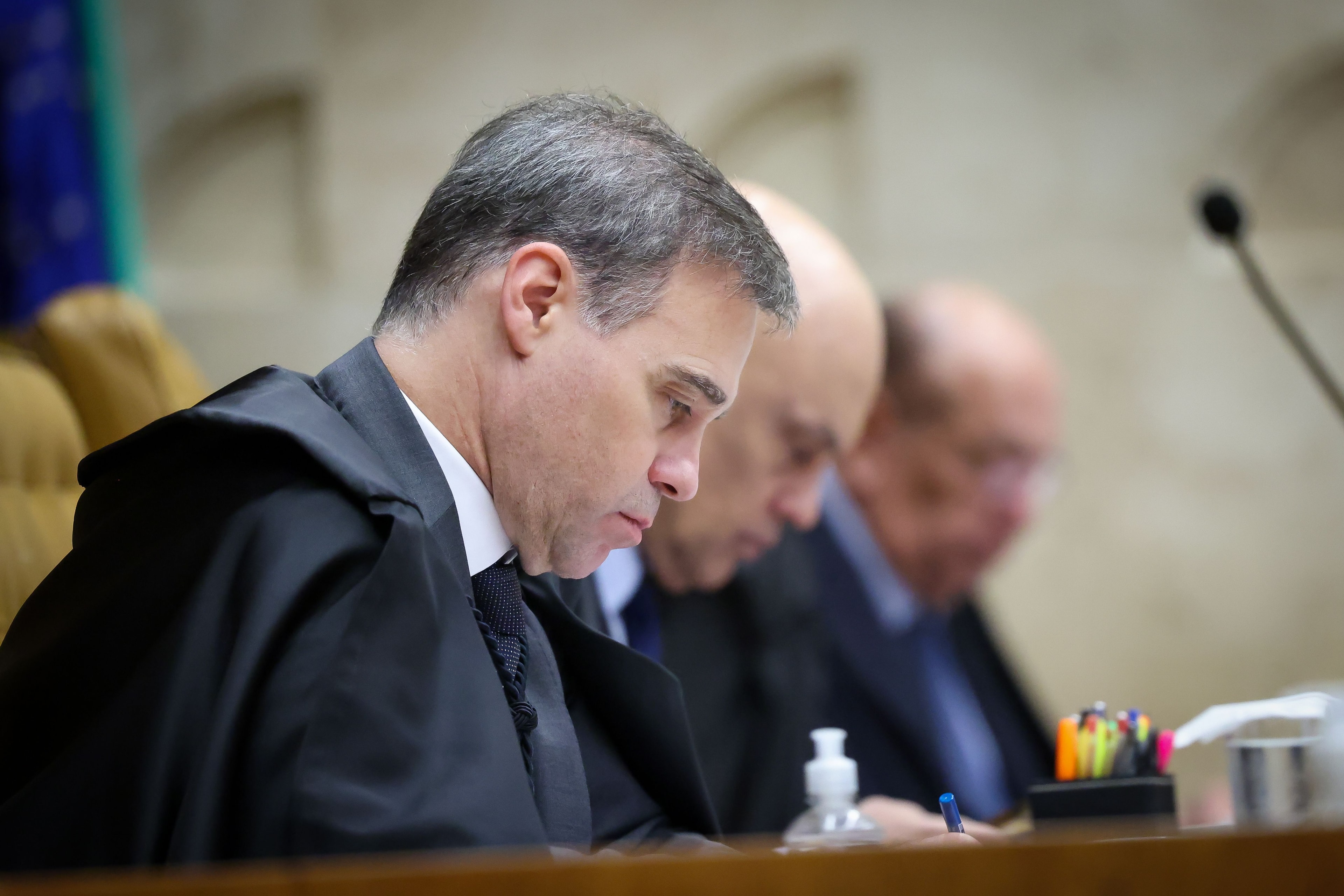 PSB e PDT declaram apoio à reeleição de Hugo na presidência da Câmara
