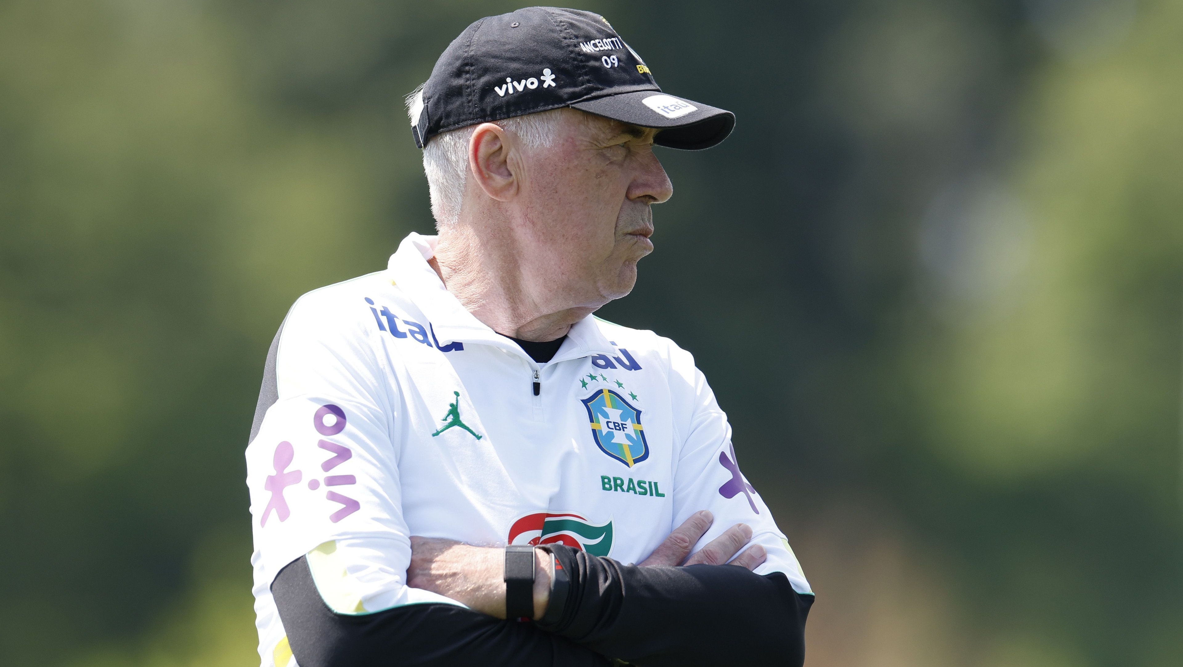 “A hora de Endrick”: jornal espanhol pede jovem como titular da Seleção