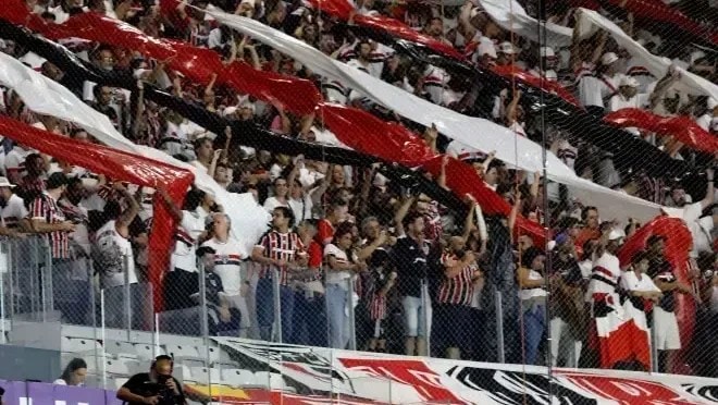 Calleri avalia São Paulo “muito abaixo” em derrota para o Cruzeiro