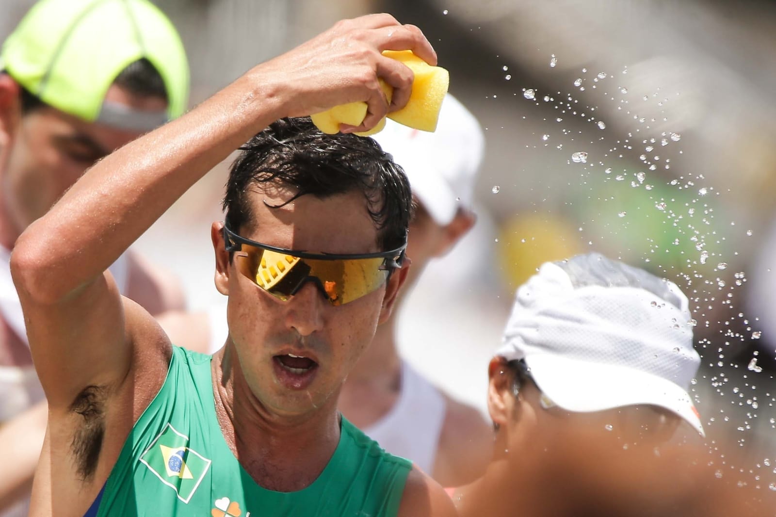 “Medalha não tem cor”, Caio Bonfim celebra bronze histórico em casa