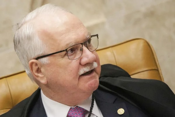 Após receber chefe da PF, Fachin se reúne com ministro da Justiça