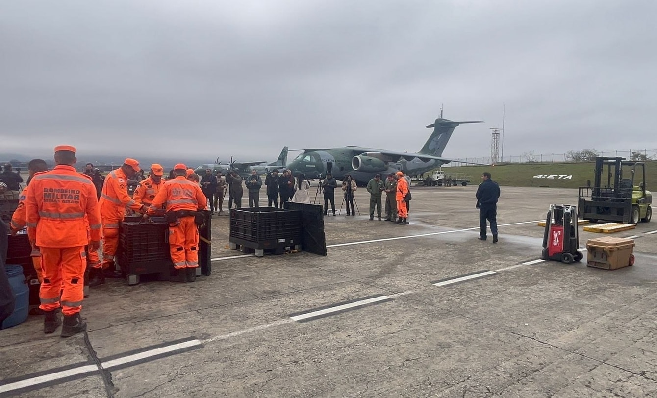 Bombeiros de MG enviados à Venezuela atuaram em Brumadinho e na Turquia