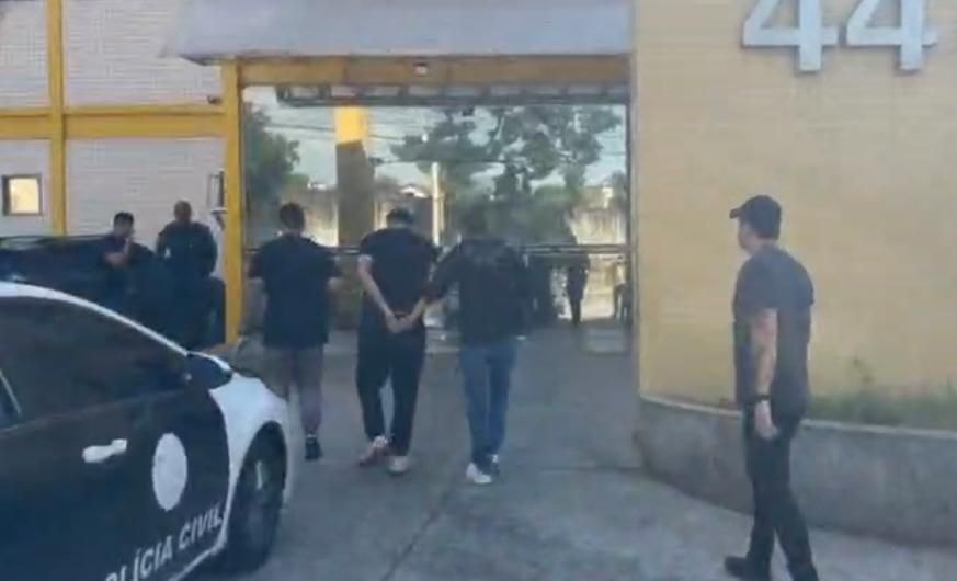 Polícia captura o maior fornecedor de armas e drogas do CV no Rio
